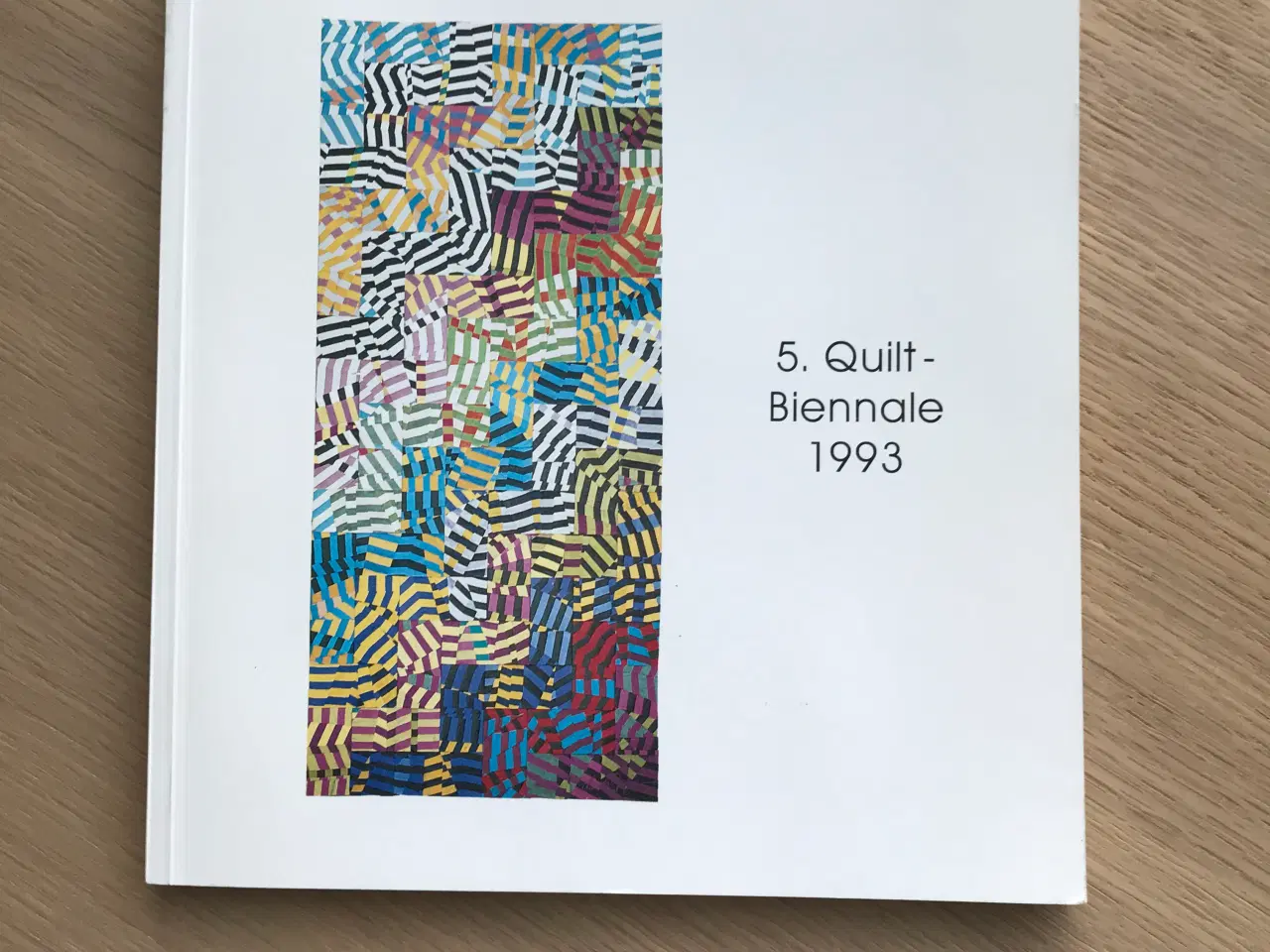 Billede 1 - 5. Quilt-Biennale 1993 - Udstillingskatalog