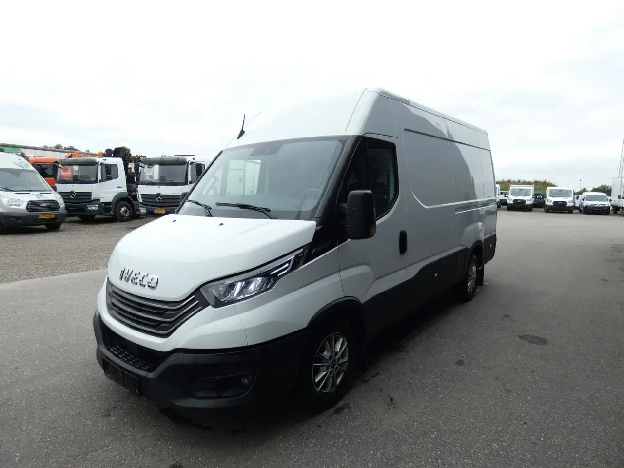 Billede 4 - Iveco Daily 35S18 12m3 3,0 D 180HK Van 8g Aut.