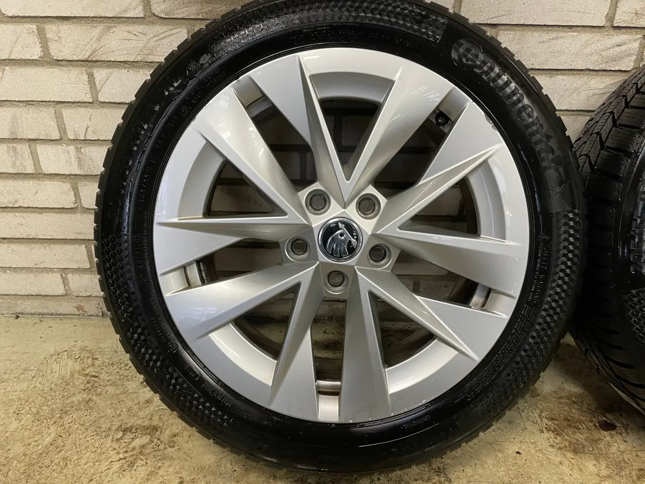 Billede 3 - 17 Skoda Octavia 205/55r17 Ref.248 vinter