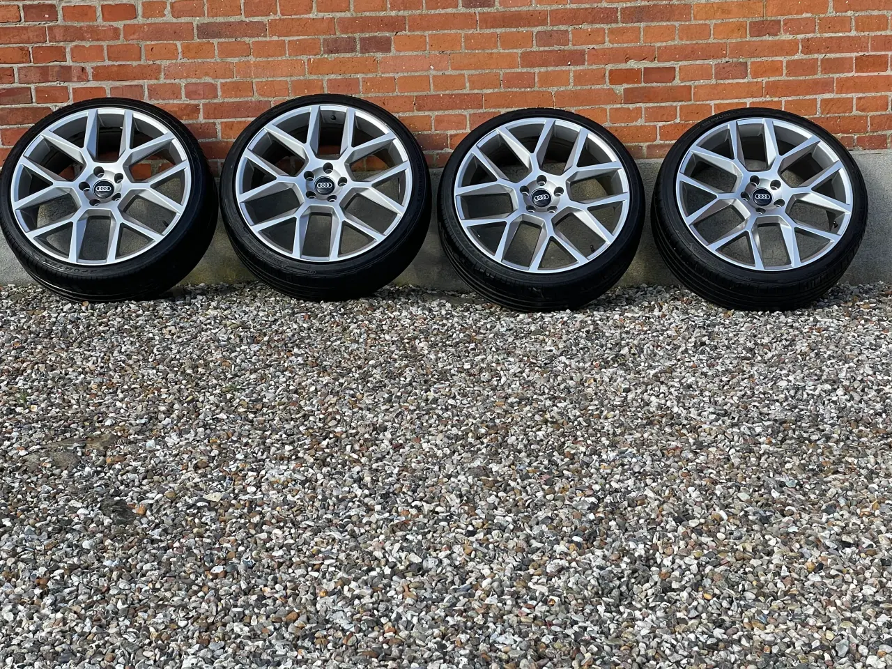 Billede 5 - Alufælge 225/35 R20 krydsmål 5x112 90% mønster