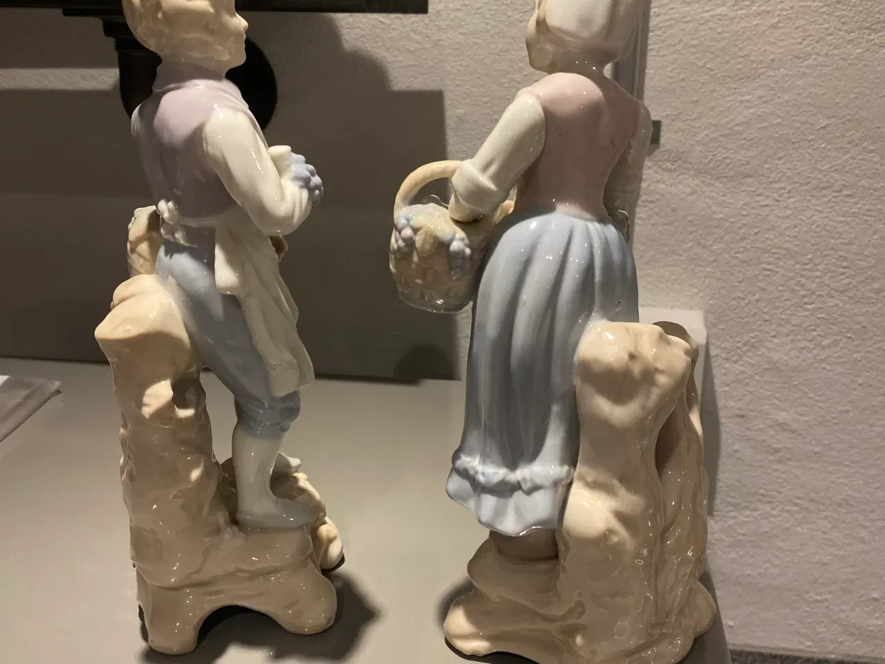 Billede 5 - 2 fine porcelænsfigurer