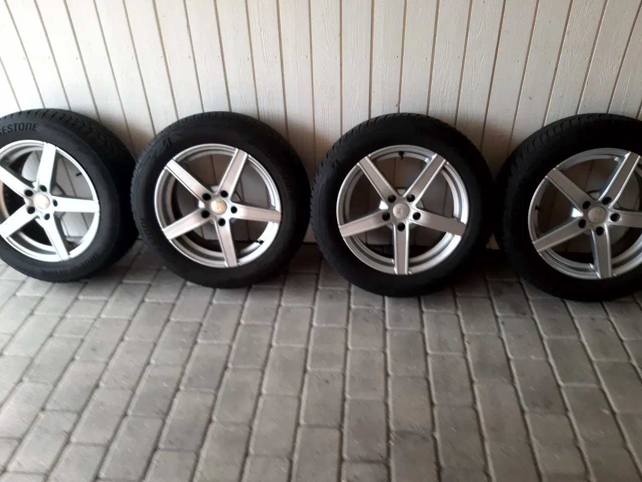 Billede 3 - Vinterdæk, lidt brugt