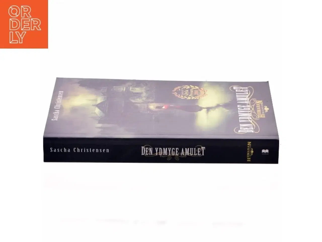 Billede 2 - Den ydmyge amulet af Sascha Christensen (Bog)