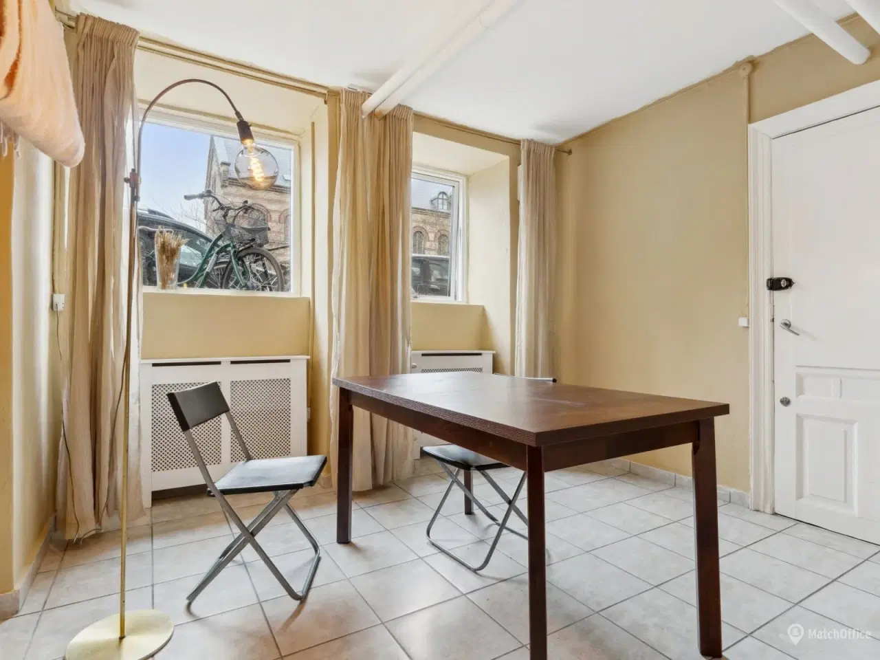 Billede 2 - Dejligt mindre iværksætter kontor.