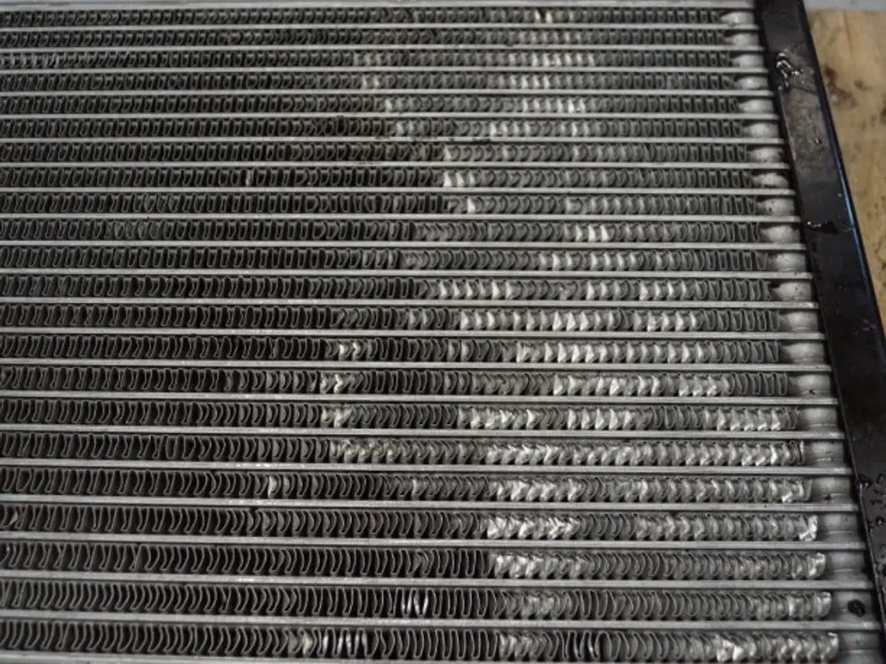 Billede 10 - Case 621D Olie Køler 401430A1