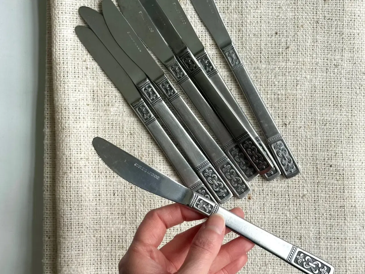 Billede 3 - Retro middagsknive, rustfrit stål, 8 stk samlet