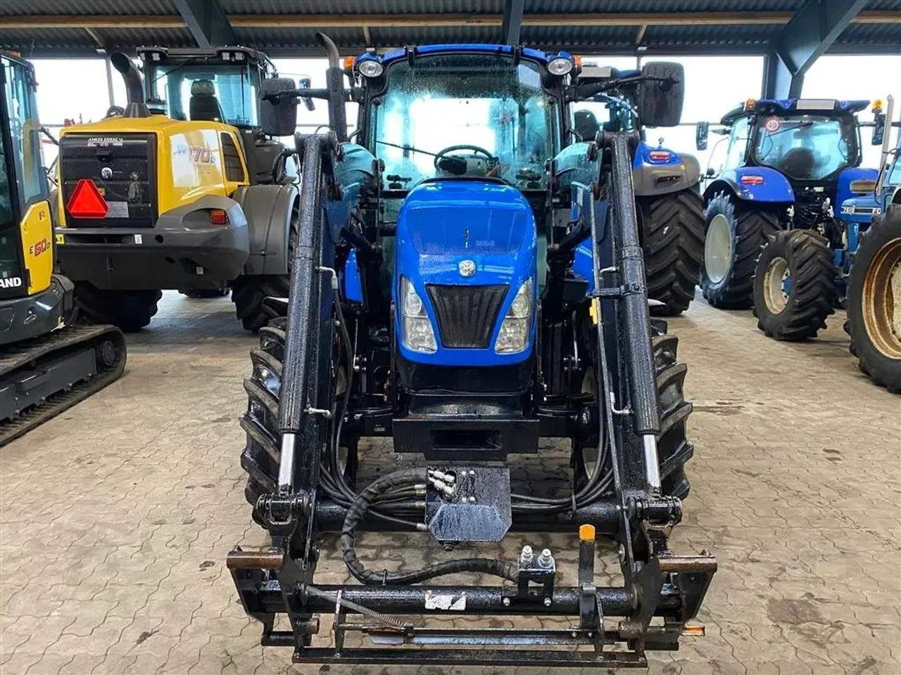 Billede 8 - New Holland T4.95 Med frontlæsser