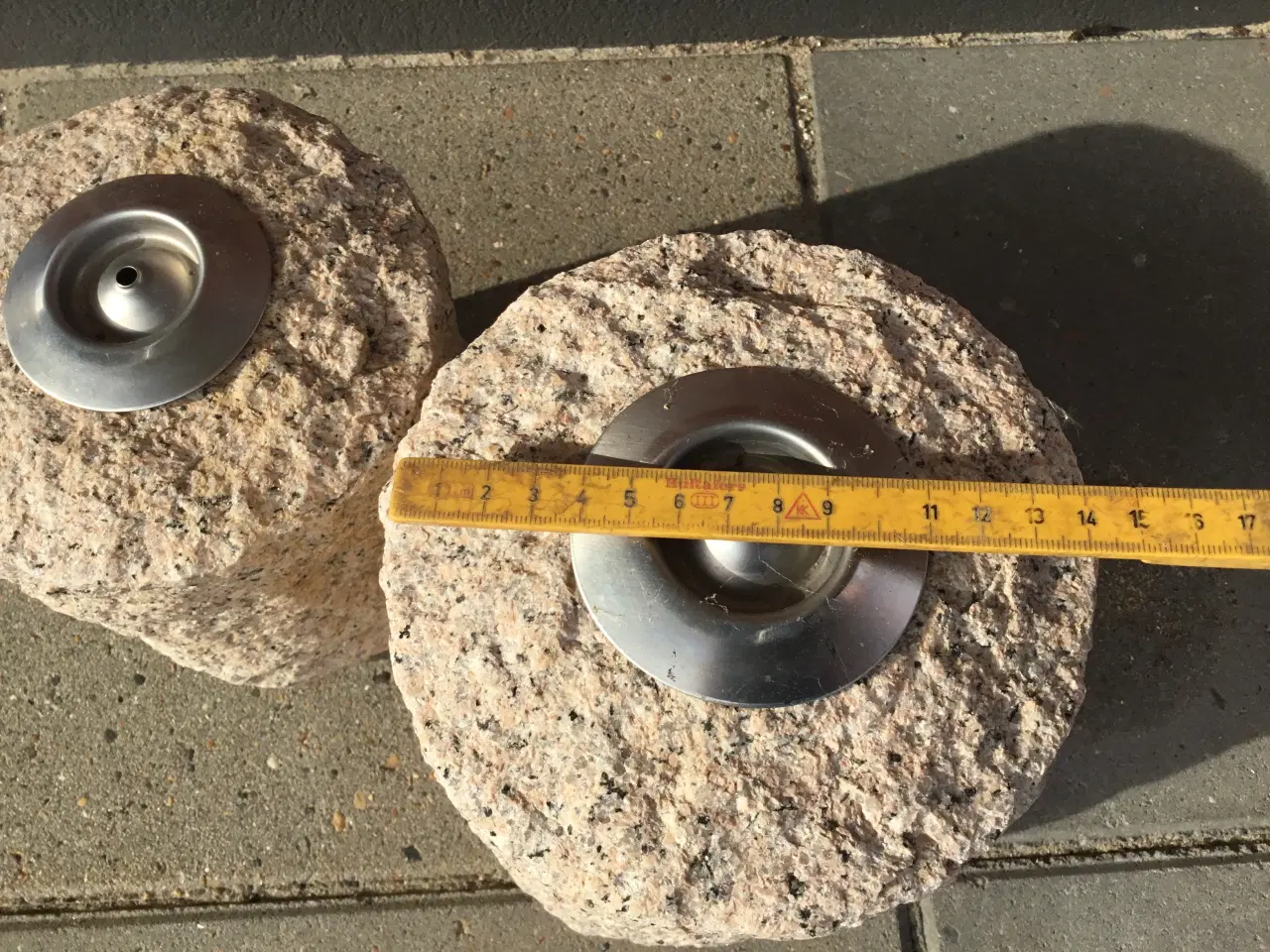Billede 5 - Havefakler i sten (granit) 