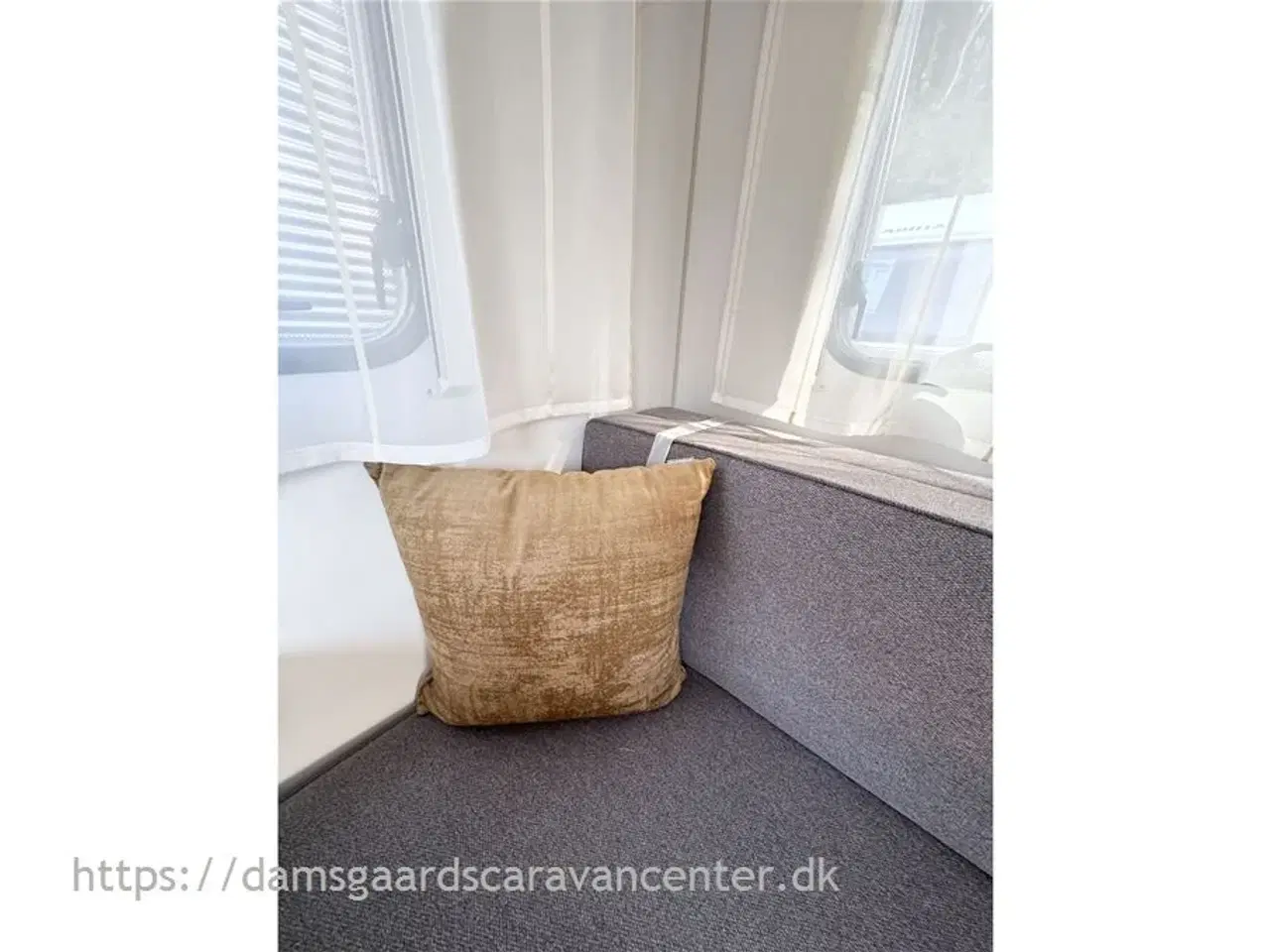 Billede 8 - 2022 - Adria Aviva 492 LU   Enkeltsenge-Lamel-Mover-Telt