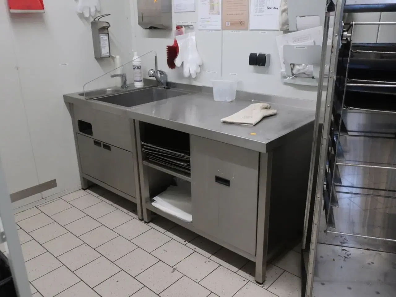 Billede 1 - Arbejdsstation i rustfri stål