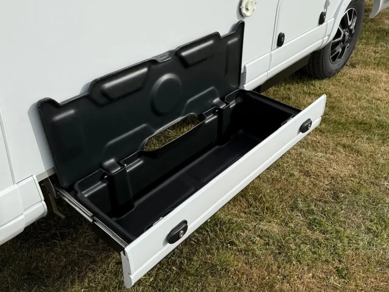 Billede 7 - Pilote P 746 FGJ Évidence