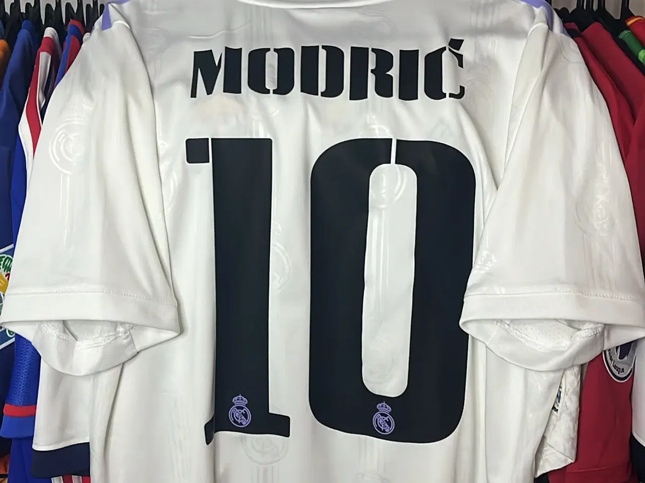 Billede 11 - 20 originale fodboldtrøjer til salg - Str M-XL