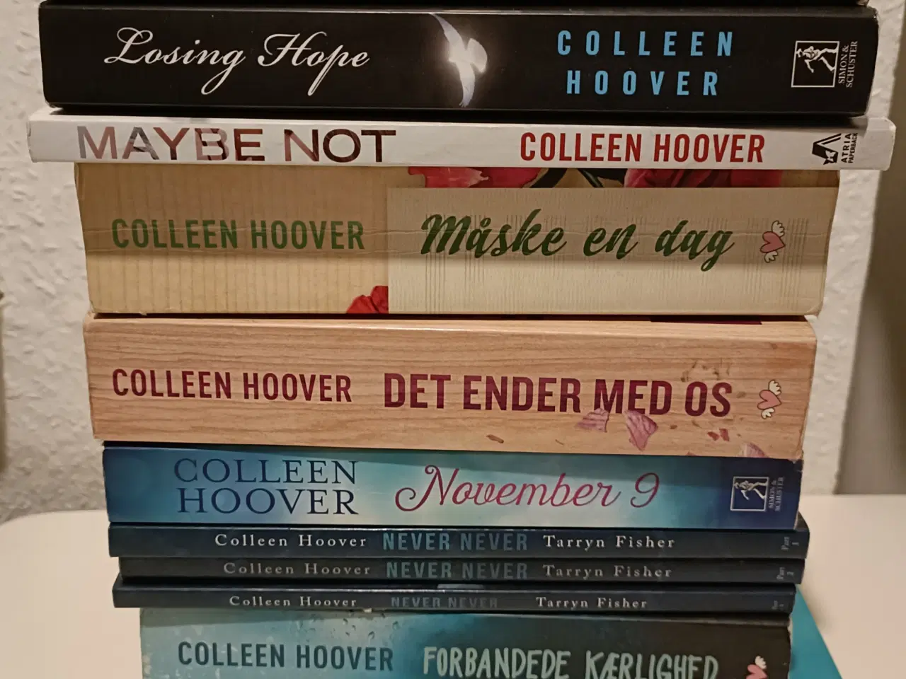 Billede 1 - Colleen Hoover bøger (11)