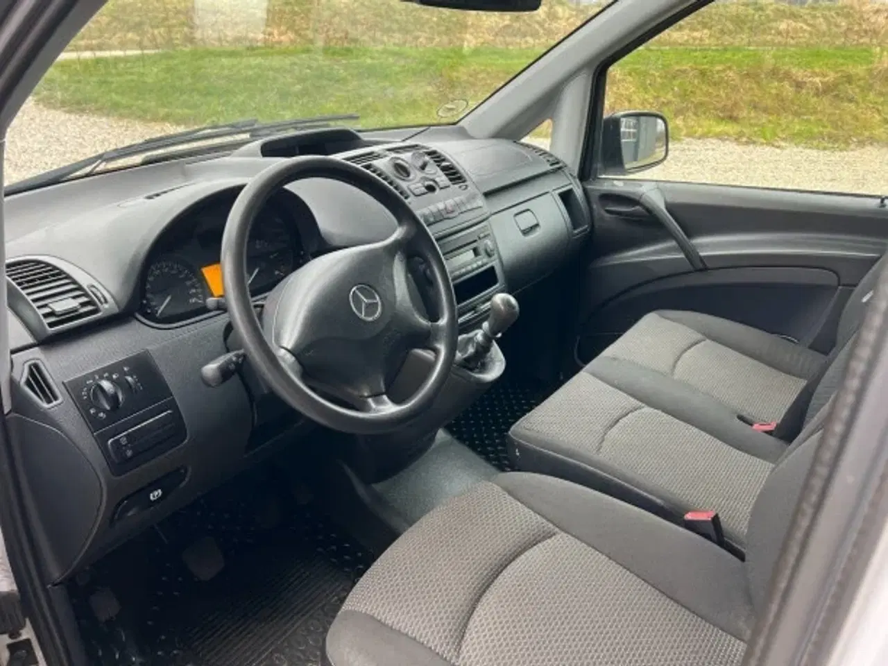 Billede 8 - Mercedes-benz Vito 113 langmodel - Kassevogn / Varebil