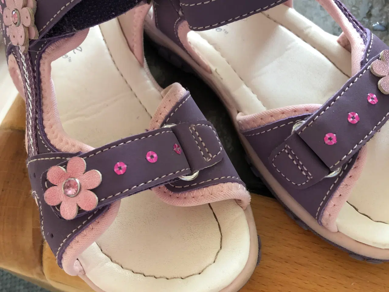 Billede 2 - Sandaler str 28 cupcake