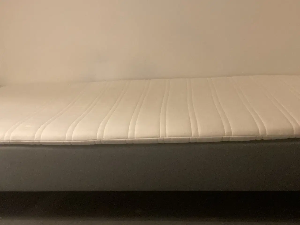 Billede 2 - BILLIG boxmadras