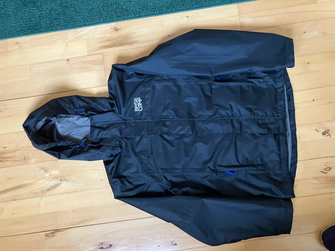 Billede 6 - Regnjakke Basecamp, sv. t. Dame Medium