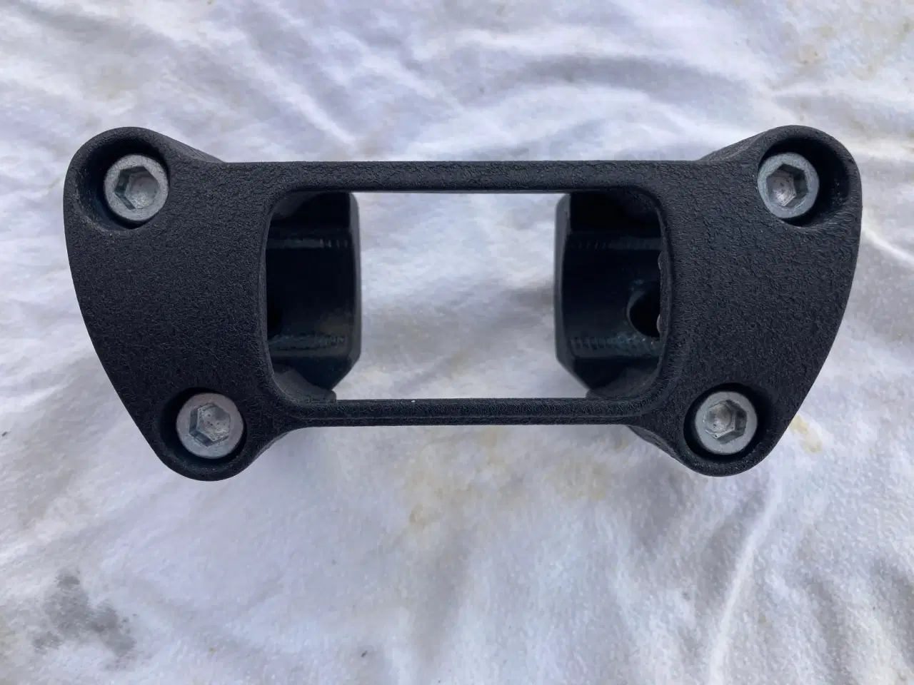 Billede 1 - Harley risers/styrholdere til 1” styr, original HD