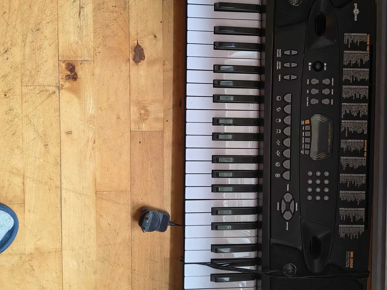 Billede 5 - RIGTIG GODT KEYBOARD TIL SMÅ PENGE