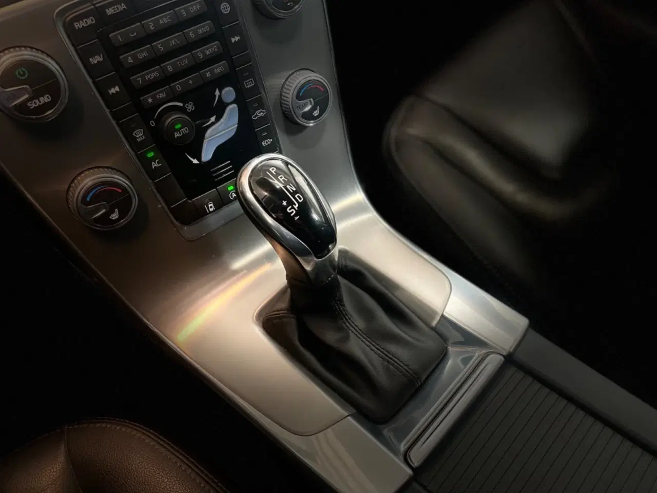 Billede 22 - Volvo V60 2,0 D4 190 Summum aut.