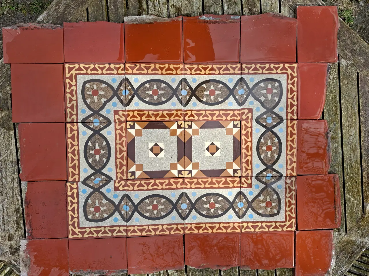 Billede 13 - Farvede klassiske Vintage klinker med mønster.