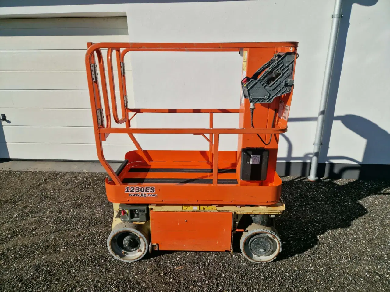 Billede 5 - Jlg 1230 es 325 timer lige lavet eftersyn