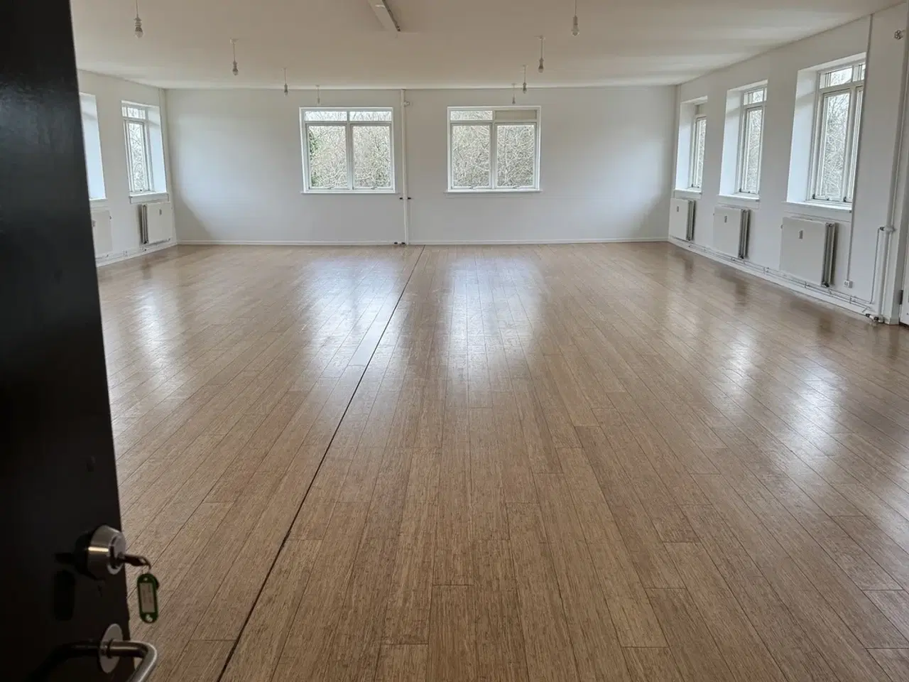 Billede 2 - Showroom/danselokale/atelier på 177 m² udlejes