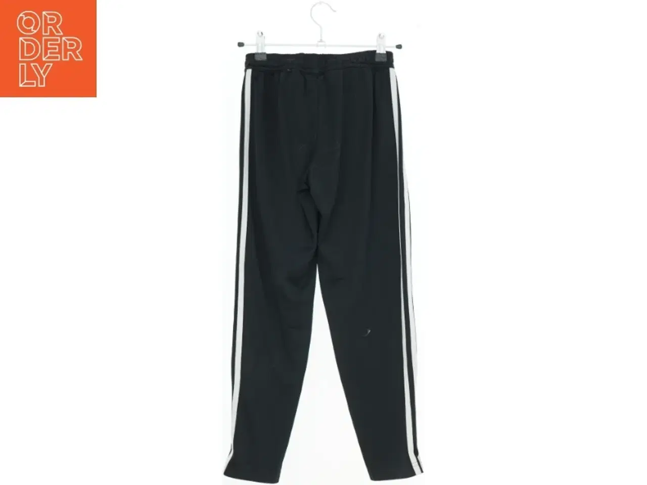 Billede 2 - Træningsbukser med striber fra Adidas (str. 134)