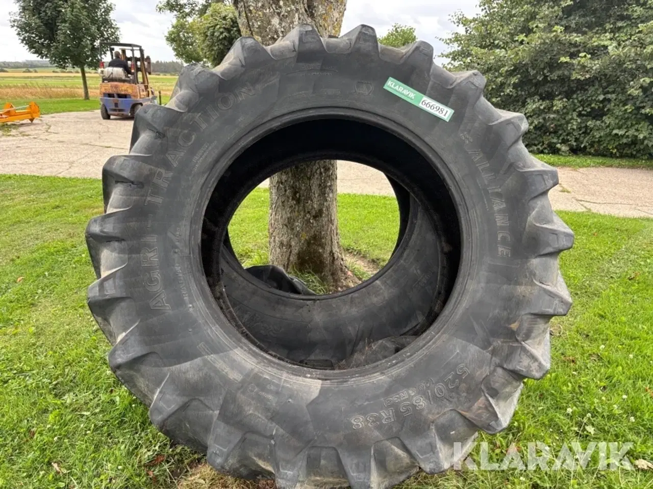 Billede 3 - Dæk 520/85R38 Alliance Agri-Traction 2 styk