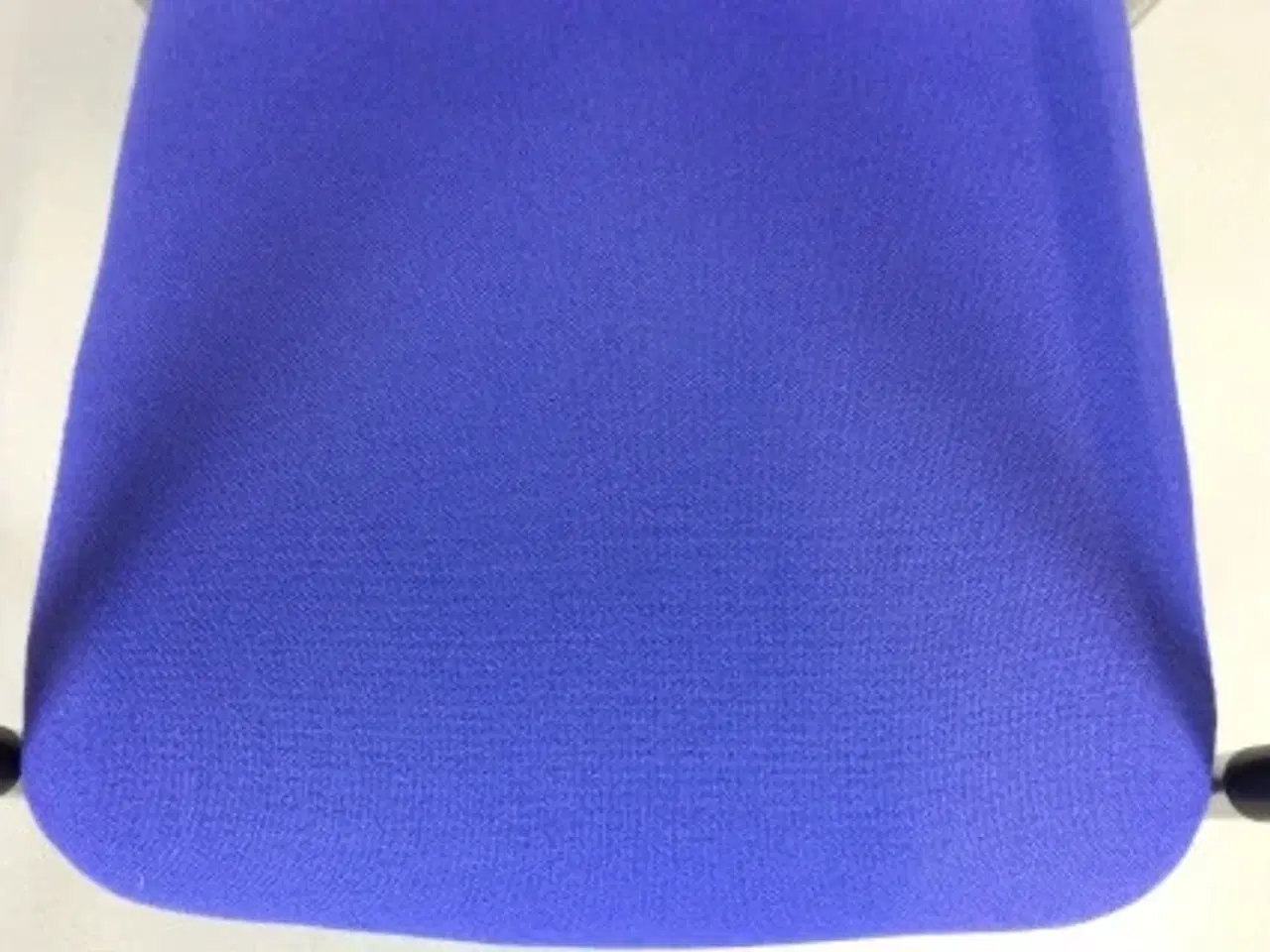 Billede 6 - Duba konferencestol i blå/lilla, med sorte gummi armlæn og mat stål stel