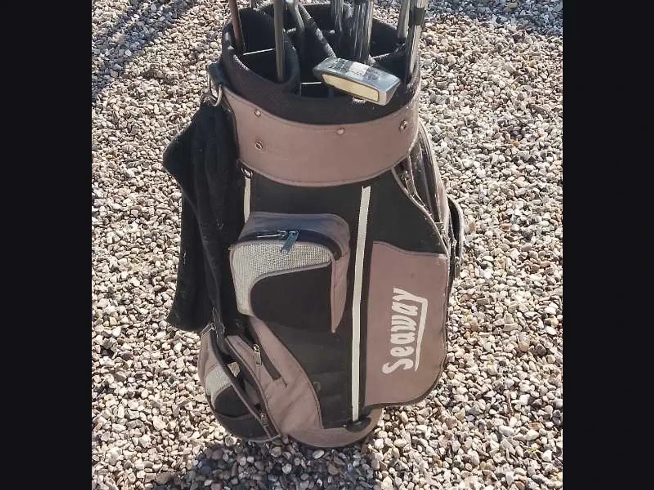 Billede 3 - FULDT GOLFSÆT