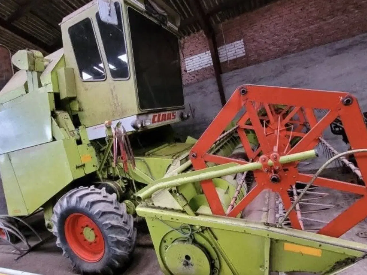 Billede 2 - CLAAS 12 fods maskine som løbende er vedligeholdt.