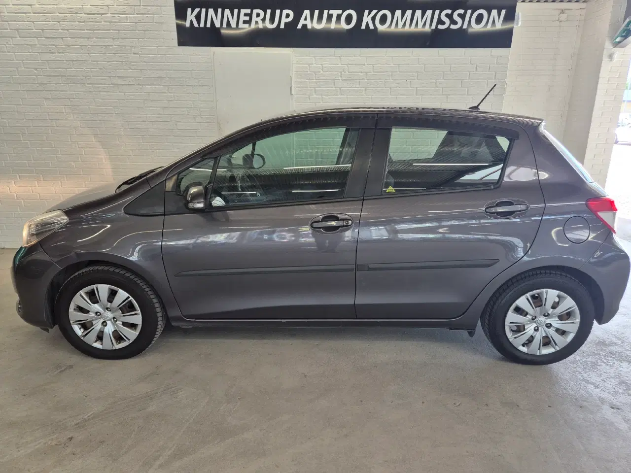 Billede 3 - Toyota Yaris 1,3 CVT 99HK 5d Aut.
