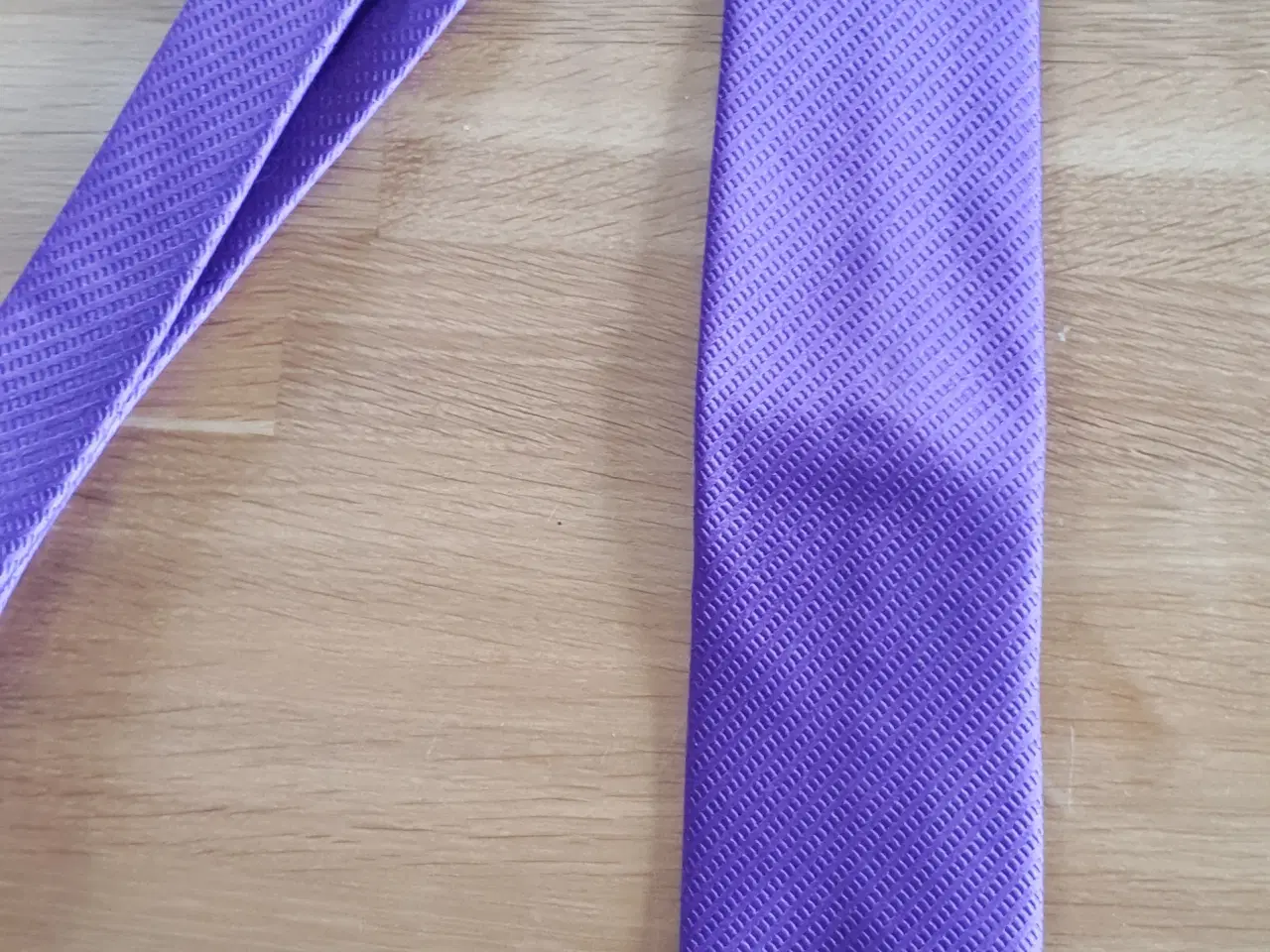 Billede 2 - Lilla slips