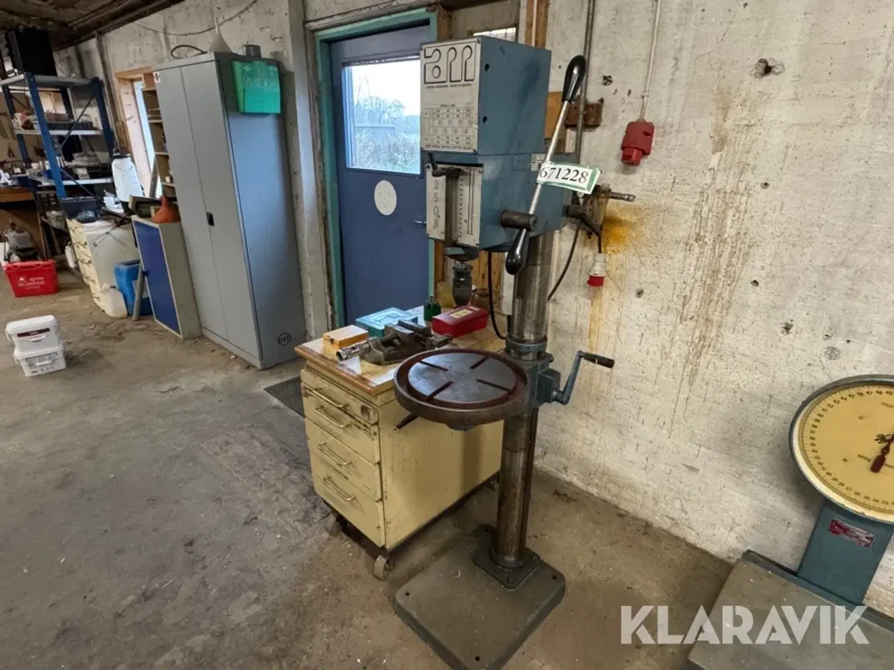 Billede 1 - Såjleborremaskine AB Arboga Maskiner A 2508 med værktøjsskab og tilbehør