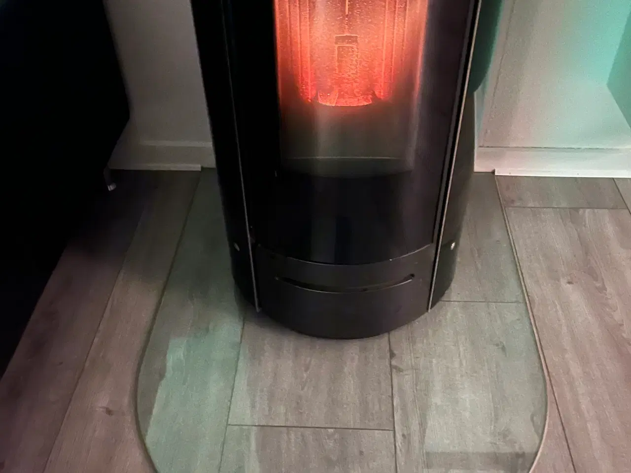 Billede 2 - Edilkamin model ANIA sort glas