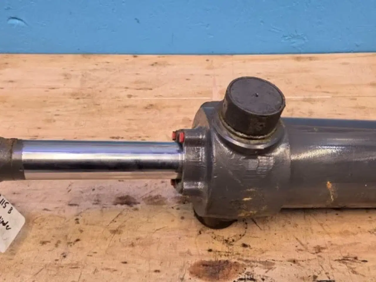 Billede 13 - New Holland LB115B Cylinder 90488673