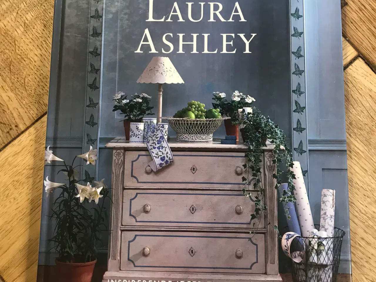 Billede 1 - Indret med Laura Ashley