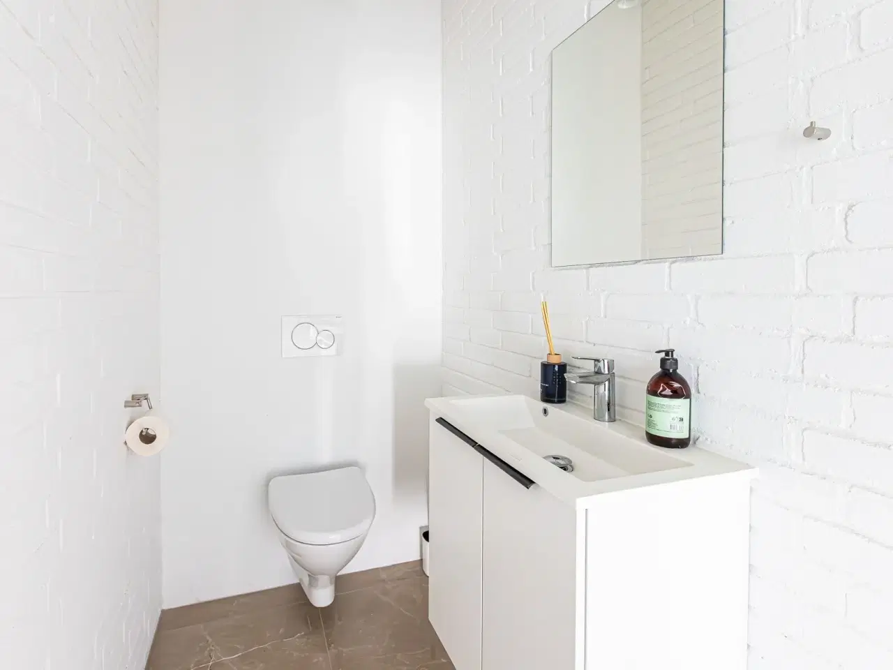 Billede 16 - Flot og indbydende showroom. lager og kontor på 700 m²