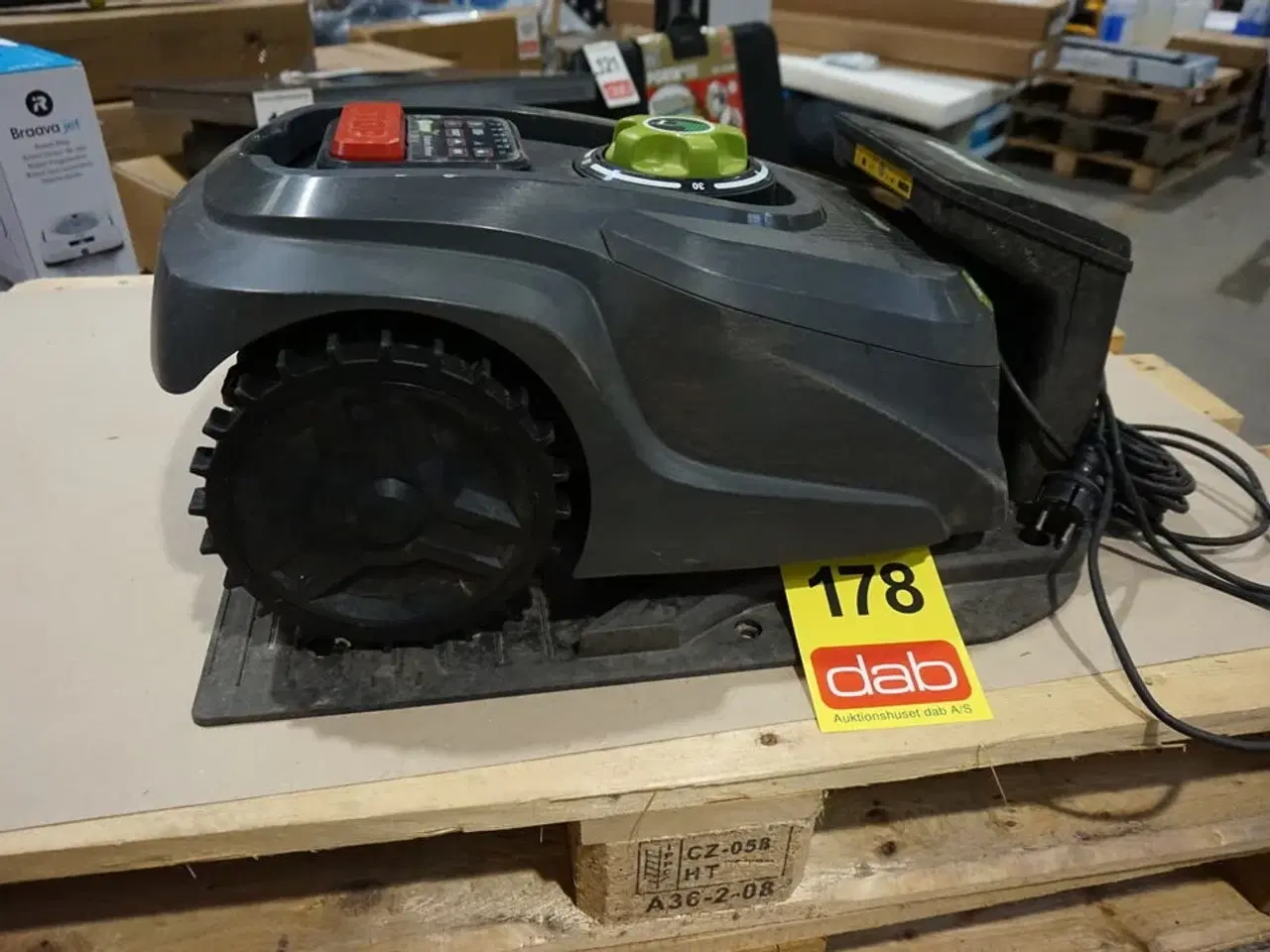 Billede 3 - Grouw 17935 Robotplæneklipper 600m2