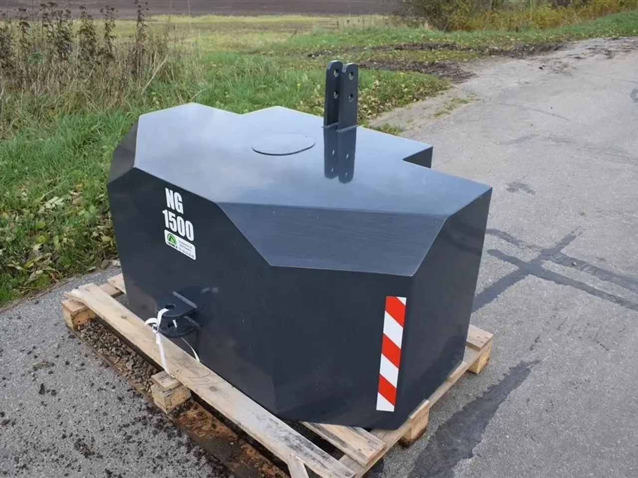 Billede 2 - - - - 1500 kilo J-Maskiner