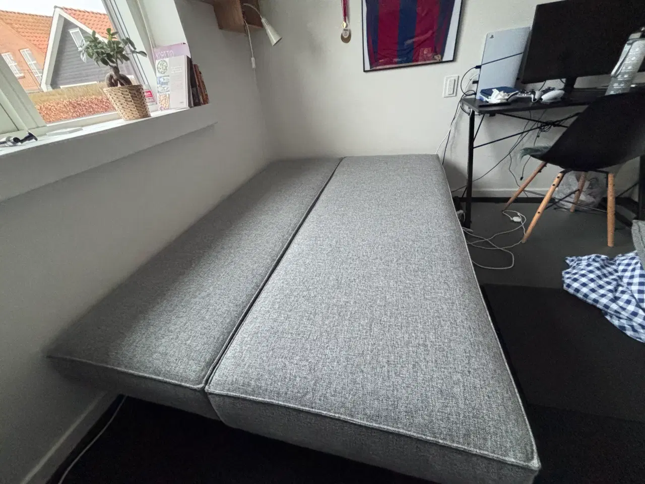 Billede 1 - Sovesofa / gæsteseng med Emma topmadras-god stand
