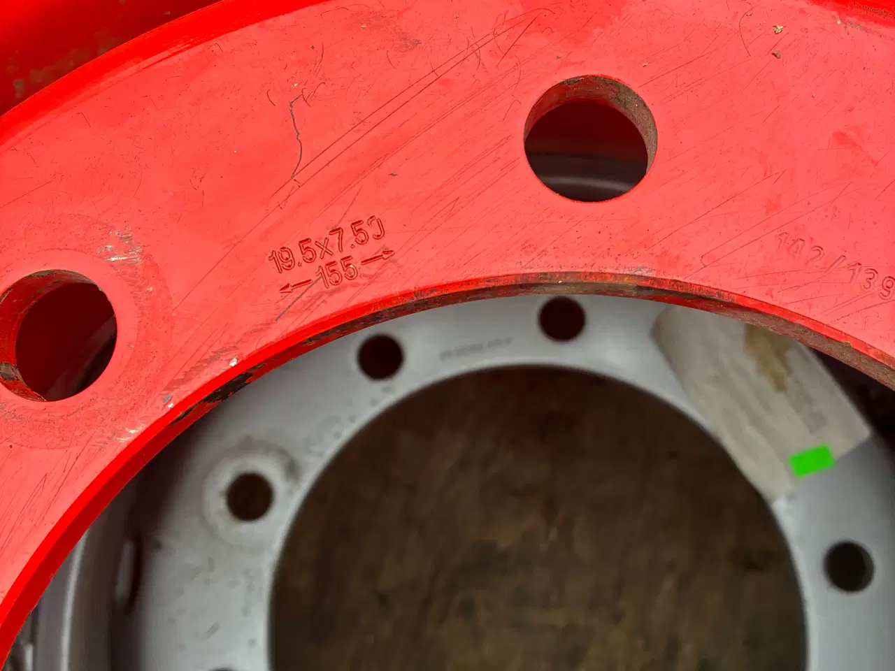 Billede 3 - Michelin X 285/70-19,5