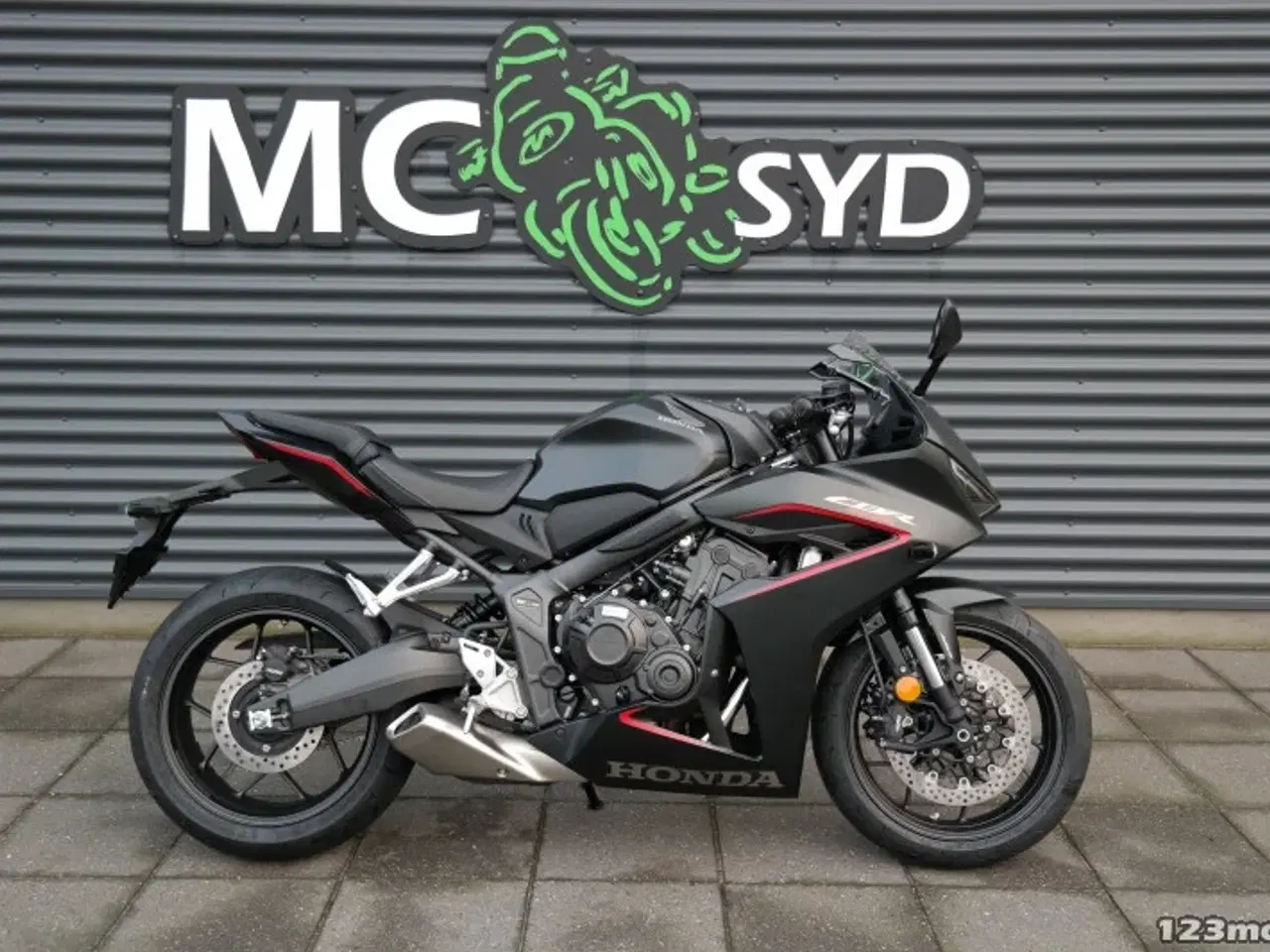 Billede 1 - Honda CBR 650 R MC-SYD BYTTER GERNE