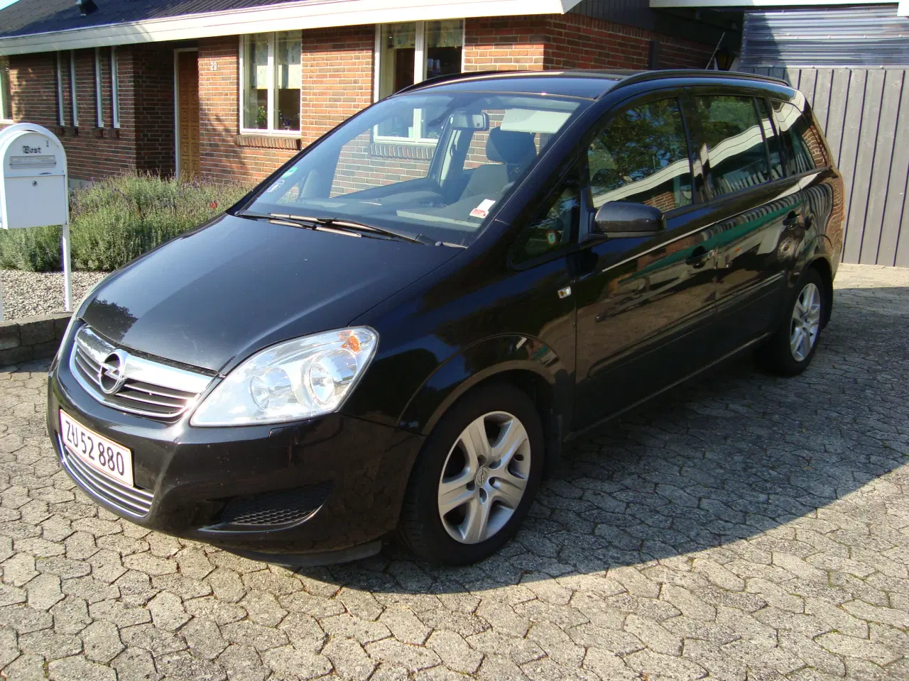 Billede 1 - Opel Zafira 1,9 7 personers familiebil