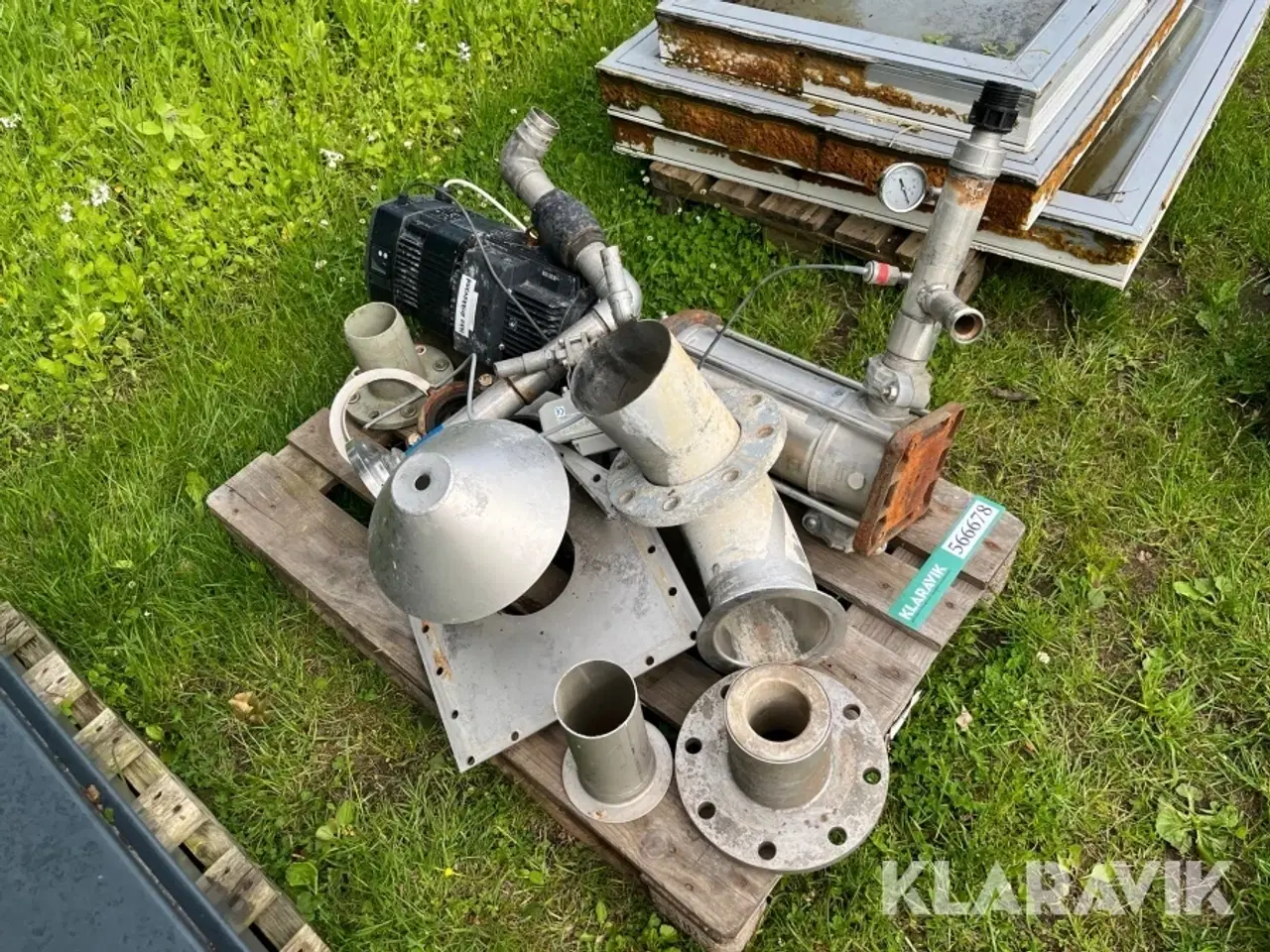 Billede 2 - Motor/Pumpe og diverse andre metaldele