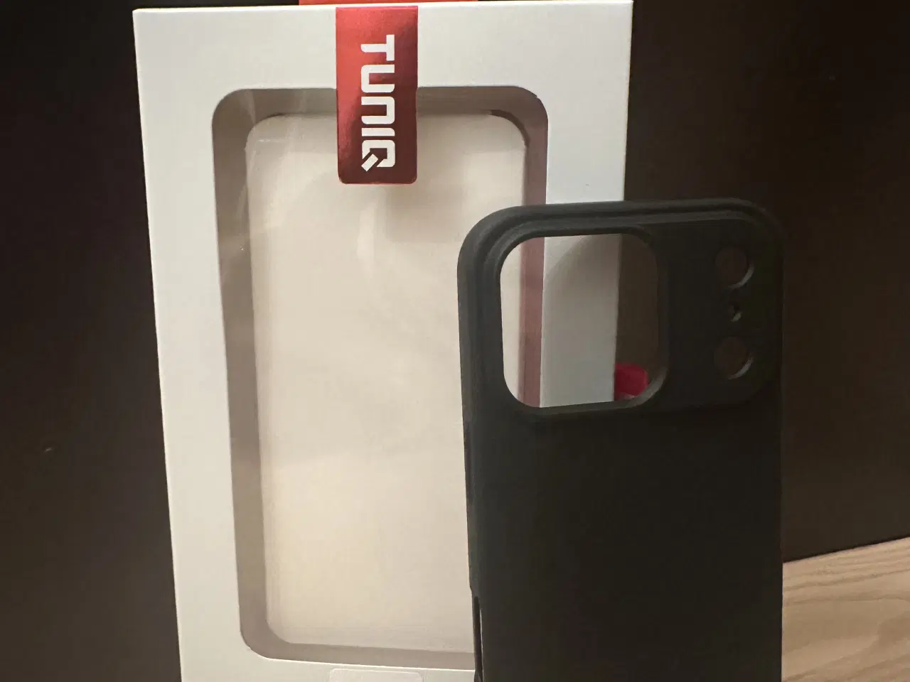 Billede 3 - TUNIQ Black Edge back cover til iPhone 17 Pro