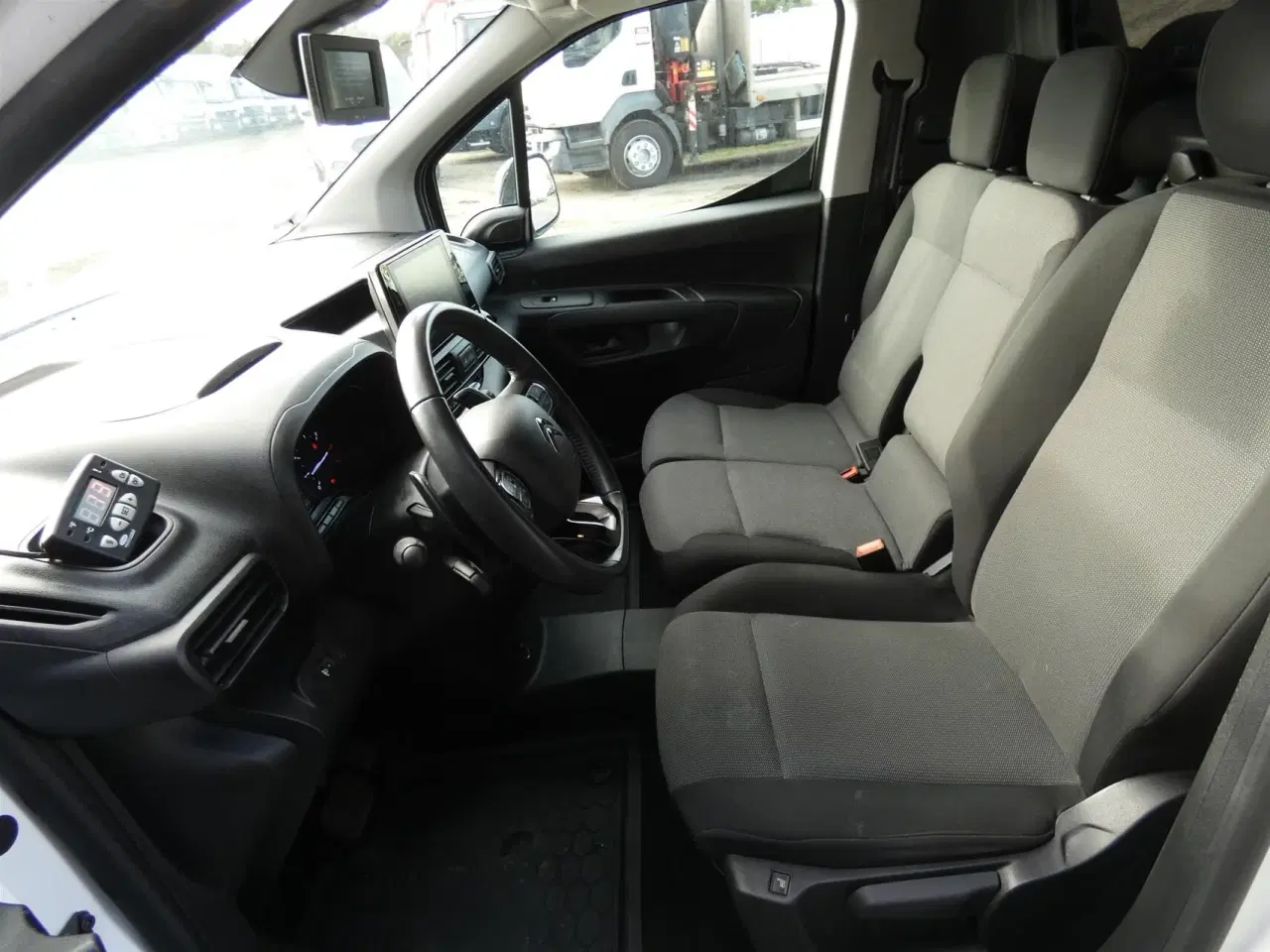 Billede 10 - Citroën Berlingo L2 KØLEBIL 1,5 Blue HDi Masterline EAT8 start/stop 130HK Van Aut.