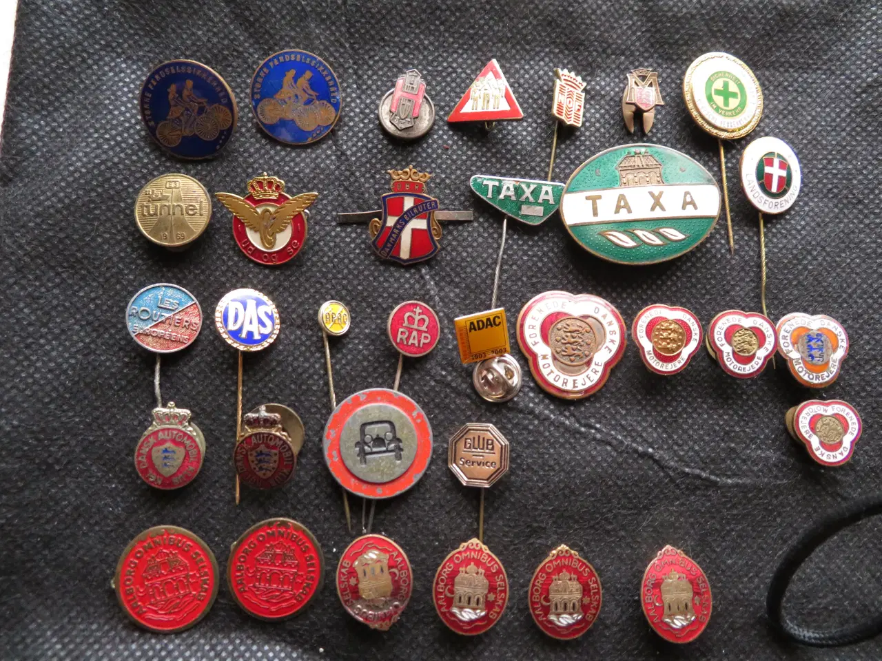 Billede 13 - Samler Pins mange sjældne.