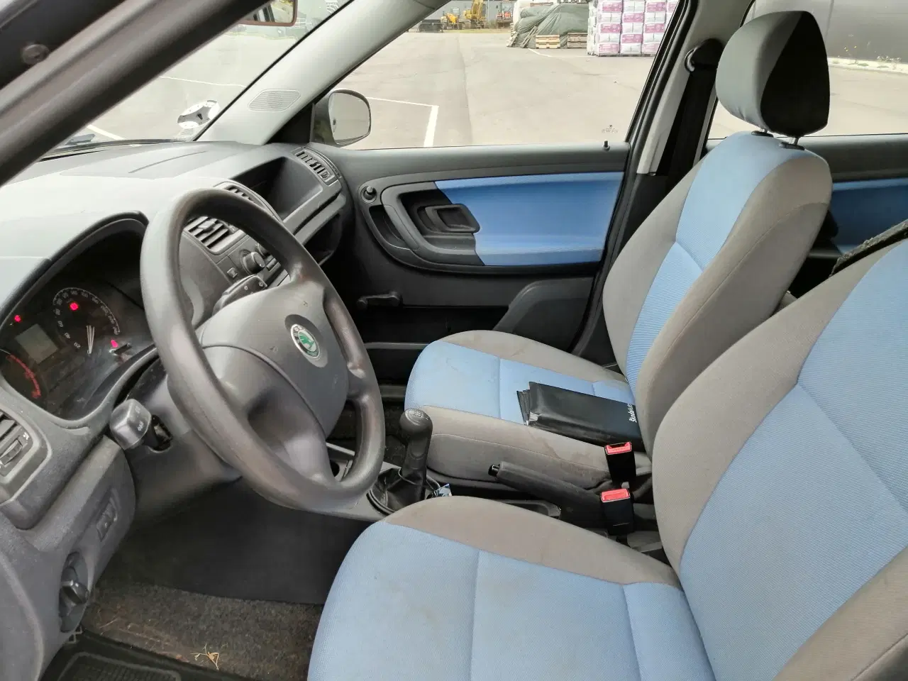 Billede 6 - Meget velkørende Skoda Fabia 1,2 benzin